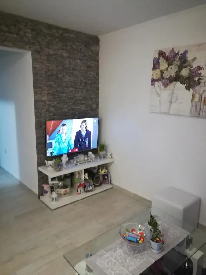 Apartment Nana سوبيتارسكا دراغا
